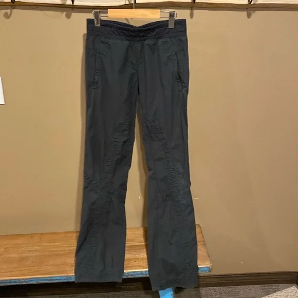 Lululemon pants - Picture 1 of 3